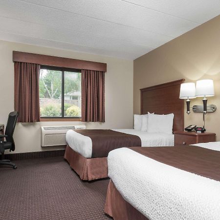 Americinn By Wyndham Lake City Экстерьер фото